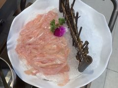 -老牌坊云南鱼豆花火锅(哈西万达店)