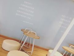 -猫的天空之城概念书店(北戴河蔚蓝海岸店)