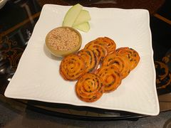 榛果花生鸭肝酱葱油饼-杭州西子湖四季酒店·金沙厅