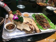 -翠姐姐农家大院·16年土菜馆(滨康路店)