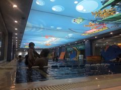 -戊辰亲子游泳俱乐部