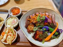 牛排-HELLO 27 意面·沙拉·帕尼尼