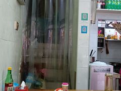 大堂-正宗向东街新化特色牛肉粉馆(一中店)