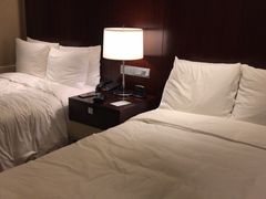 -上海龙之梦万丽酒店