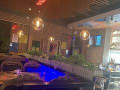 -三人行骨头王火锅(长寿店)