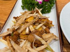 -麦麦山云南菜(复地活力城店)