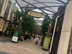 -比斯特上海购物村精品奥特莱斯