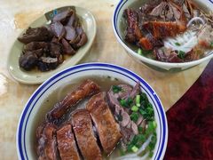 -香辉食馆(新兴路店)