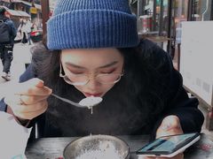 -白翔甜食店