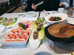 -德天肥牛海鲜火锅(城西银泰店)