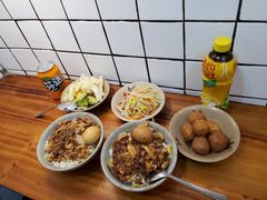 -红猪卤肉饭(大西洋美食城店)
