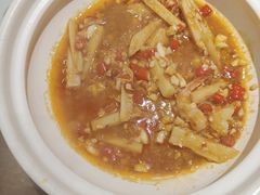 -费大厨辣椒炒肉(万家丽一店)