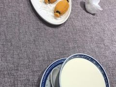 老香港鲜奶冻-香港百合居(LCM置汇旭辉广场店)