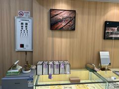 -视野联行眼镜·蔡司·尼康·授权优选门店(青浦宝龙店)