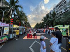-海大南门夜市(海富街店)