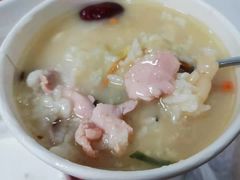 花胶鸡粥-粤仔湾砂锅粥(广益哥伦布店)
