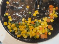 -牛排叔叔自助餐厅(太原龙湖万达店)