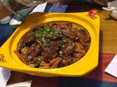 -多嘴超级肉蟹煲(杉杉国潮主题店)