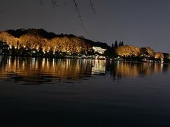 -苏堤停车场