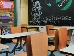 大堂-华莱士·全鸡汉堡(金珠店)