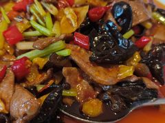 -严记小天府酸菜鱼(西四路店)