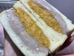 -沁屋面包店(人民东路店)
