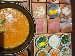 -银米·云南传统过桥米线(双廊黑金冠店)