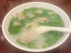 本帮肚肺汤-三两春(浦三路店)