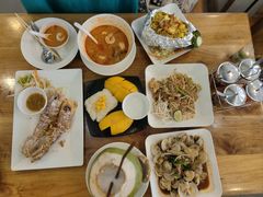-两兄弟Song Pee Nong(2号店)