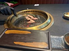 -铭牛烧肉·和牛海鲜自助(高新月牙湖店)