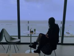-悬崖咖啡厅