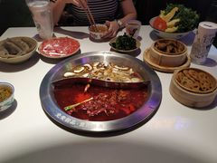 -卤校长重庆火锅(国兴店)