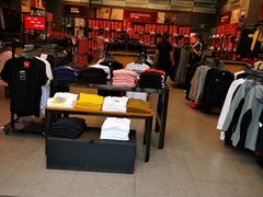 -PUMA品牌自营折扣店(苏州比斯特购物村店)