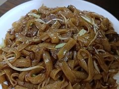 炒牛河-美食店(华贵路店)