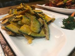 -朋友圈概念餐厅(象山万达广场店)