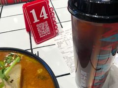 -肥汁米蘭香港米线(长宁来福士店)