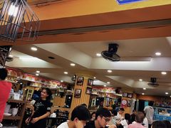 -J Daeng Seafood