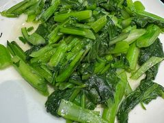 -东口码头·烧鸽子·鱼头泡饼·地方菜(金鹰悦城店)