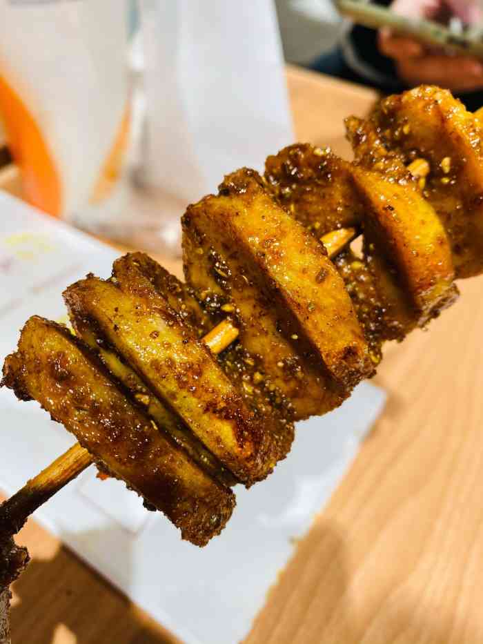 烤面筋公社(凯德mall店)-"在西直门凯德mallb1层,一个小门脸儿..."-大