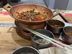 -成都你六姐·牛肉冒菜(信泰中心商场店)