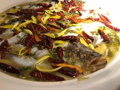 -江渔儿酸菜鱼(映月湖环宇城店)