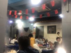 大堂-马路边边·成都串串(翠柏路店)