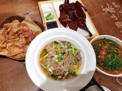 -老滇山寨•云南特色菜•地方菜•民族风情歌舞表演(金碧店)