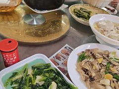 -土砂锅生态山庄·非遗砂锅雅鱼