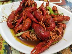 -扒虾小妹儿麻辣海鲜(宏图街店)
