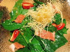 获奖的菠菜培根沙拉-有喜屋·日料·居酒屋(旭辉广场店)
