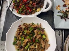 -三锅莊·牦牛肉火锅·香格里拉特色藏餐宴请餐厅(昆明创始店)