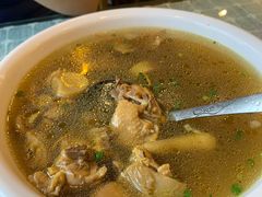 -小厨子私房菜·云南美食店