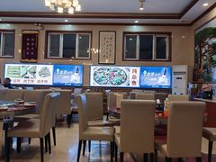 -鸿亨泰杂鱼馆(港馨家园店)