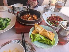 -千百味红餐厅·非遗江西菜(绿地双子塔总店)